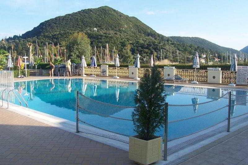 Athos Hotel 니드리 외부 사진